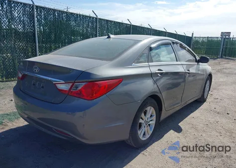 2013 Hyundai Sonata Gls z USA, uszkodzony, nr VIN 5NPEB4AC9DH729137